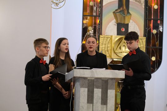 V Zjazd Absolwentów i Nauczycieli i 75-lecie II Liceum Ogólnokształcącego w Chełmie cz. I [GALERIA ZDJĘĆ]