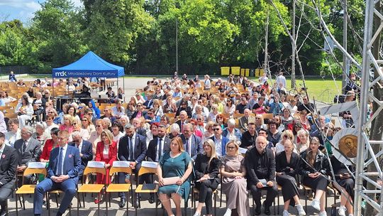 V Zjazd Absolwentów i Nauczycieli i 75-lecie II Liceum Ogólnokształcącego w Chełmie cz. II [GALERIA ZDJĘĆ]