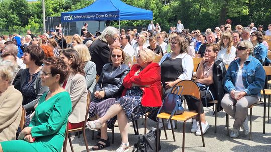 V Zjazd Absolwentów i Nauczycieli i 75-lecie II Liceum Ogólnokształcącego w Chełmie cz. II [GALERIA ZDJĘĆ]