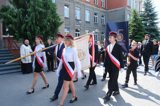 V Zjazd Absolwentów i Nauczycieli i 75-lecie II Liceum Ogólnokształcącego w Chełmie cz. II [GALERIA ZDJĘĆ]