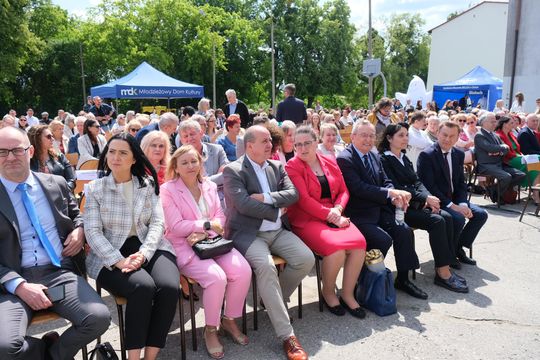 V Zjazd Absolwentów i Nauczycieli i 75-lecie II Liceum Ogólnokształcącego w Chełmie cz. II [GALERIA ZDJĘĆ]