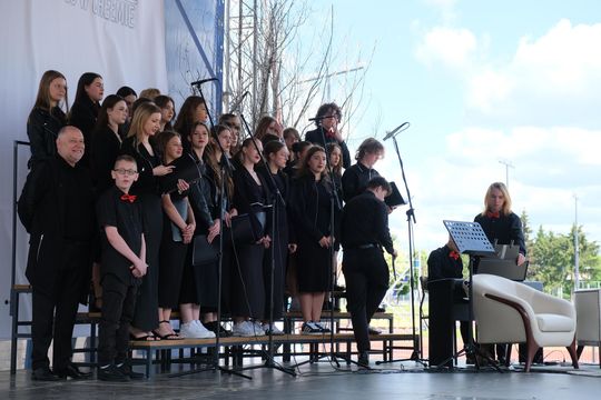 V Zjazd Absolwentów i Nauczycieli i 75-lecie II Liceum Ogólnokształcącego w Chełmie cz. II [GALERIA ZDJĘĆ]