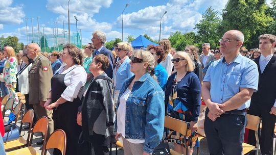 V Zjazd Absolwentów i Nauczycieli i 75-lecie II Liceum Ogólnokształcącego w Chełmie cz. II [GALERIA ZDJĘĆ]