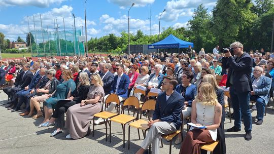 V Zjazd Absolwentów i Nauczycieli i 75-lecie II Liceum Ogólnokształcącego w Chełmie cz. II [GALERIA ZDJĘĆ]