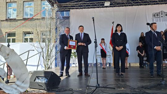 V Zjazd Absolwentów i Nauczycieli i 75-lecie II Liceum Ogólnokształcącego w Chełmie cz. II [GALERIA ZDJĘĆ]