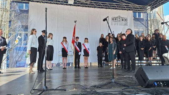 V Zjazd Absolwentów i Nauczycieli i 75-lecie II Liceum Ogólnokształcącego w Chełmie cz. II [GALERIA ZDJĘĆ]