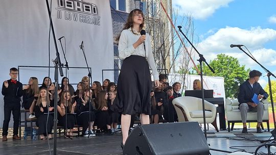 V Zjazd Absolwentów i Nauczycieli i 75-lecie II Liceum Ogólnokształcącego w Chełmie cz. II [GALERIA ZDJĘĆ]