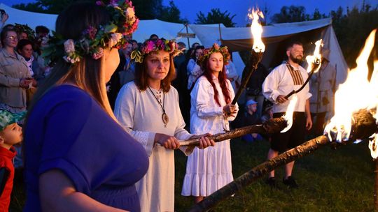 Krasnystaw. XI Palinocka pod Światowidem - magiczna sobótkowa noc nad Wieprzem [GALERIA ZDJĘĆ]