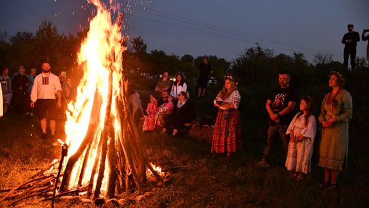 Krasnystaw. XI Palinocka pod Światowidem - magiczna sobótkowa noc nad Wieprzem [GALERIA ZDJĘĆ]