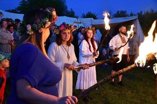 Krasnystaw. XI Palinocka pod Światowidem - magiczna sobótkowa noc nad Wieprzem [GALERIA ZDJĘĆ]