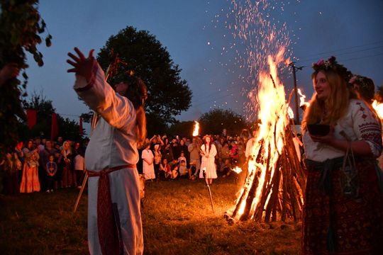 Krasnystaw. XI Palinocka pod Światowidem - magiczna sobótkowa noc nad Wieprzem [GALERIA ZDJĘĆ]