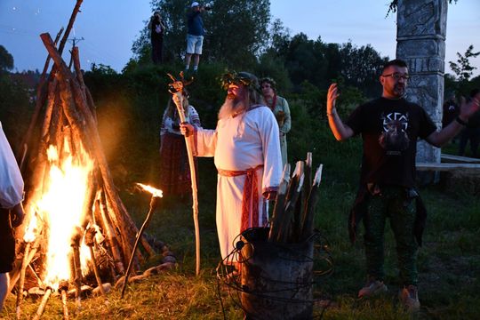 Krasnystaw. XI Palinocka pod Światowidem - magiczna sobótkowa noc nad Wieprzem [GALERIA ZDJĘĆ]