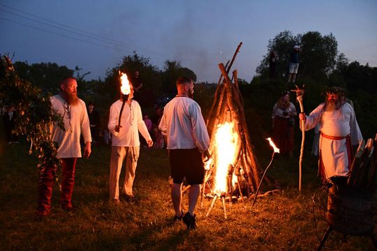 Krasnystaw. XI Palinocka pod Światowidem - magiczna sobótkowa noc nad Wieprzem [GALERIA ZDJĘĆ]