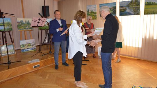 Krasnystaw. Wernisaż wystawy "Pędzlem o Krasnymstawie" [GALERIA ZDJĘĆ]