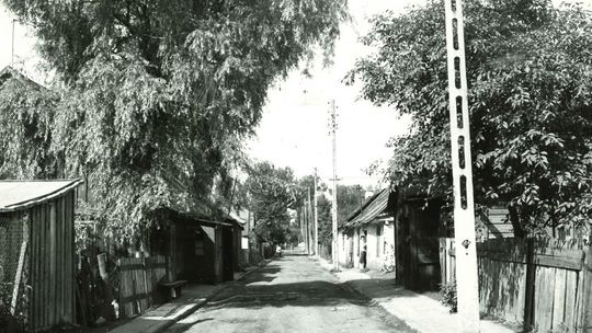 Te zdjęcia są jak brama do innego czasu. Zobaczcie Chełm sprzed pół wieku... [GALERIA ZDJĘĆ]