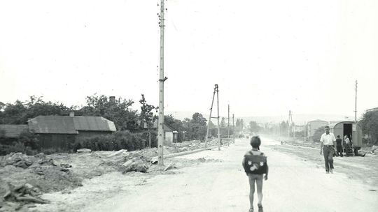 Te zdjęcia są jak brama do innego czasu. Zobaczcie Chełm sprzed pół wieku... [GALERIA ZDJĘĆ]