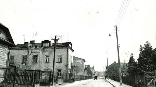 Te zdjęcia są jak brama do innego czasu. Zobaczcie Chełm sprzed pół wieku... [GALERIA ZDJĘĆ]