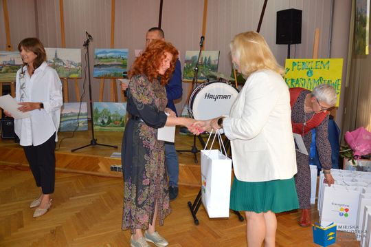 Krasnystaw. Wernisaż wystawy "Pędzlem o Krasnymstawie" [GALERIA ZDJĘĆ]