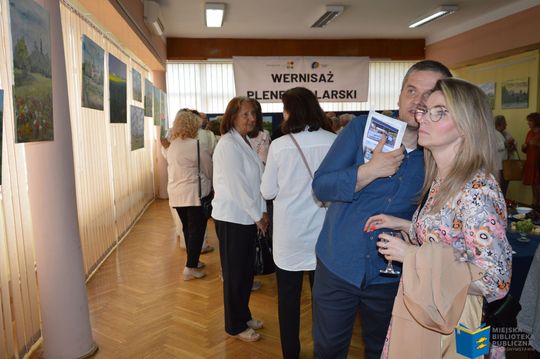 Krasnystaw. Wernisaż wystawy "Pędzlem o Krasnymstawie" [GALERIA ZDJĘĆ]