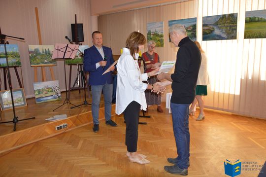 Krasnystaw. Wernisaż wystawy "Pędzlem o Krasnymstawie" [GALERIA ZDJĘĆ]