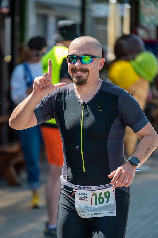 10. edycja Żelaznego Triathlonu. Zmęczenie, pot i szczęście z pokonanego wyzwania  [ZDJĘCIA]