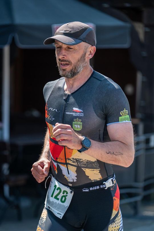 10. edycja Żelaznego Triathlonu. Zmęczenie, pot i szczęście z pokonanego wyzwania  [ZDJĘCIA]