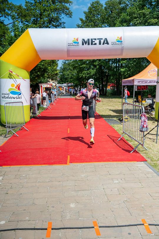 10. edycja Żelaznego Triathlonu. Zmęczenie, pot i szczęście z pokonanego wyzwania  [ZDJĘCIA]