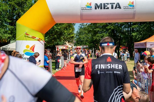 10. edycja Żelaznego Triathlonu. Zmęczenie, pot i szczęście z pokonanego wyzwania  [ZDJĘCIA]