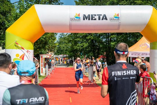 10. edycja Żelaznego Triathlonu. Zmęczenie, pot i szczęście z pokonanego wyzwania  [ZDJĘCIA]