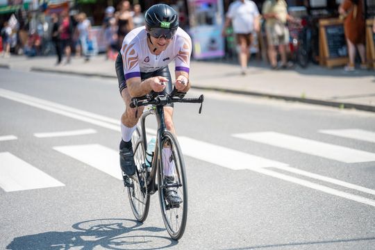 10. edycja Żelaznego Triathlonu. Zmęczenie, pot i szczęście z pokonanego wyzwania  [ZDJĘCIA]
