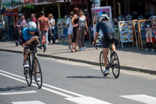 10. edycja Żelaznego Triathlonu. Zmęczenie, pot i szczęście z pokonanego wyzwania  [ZDJĘCIA]