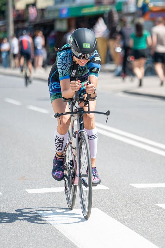 10. edycja Żelaznego Triathlonu. Zmęczenie, pot i szczęście z pokonanego wyzwania  [ZDJĘCIA]