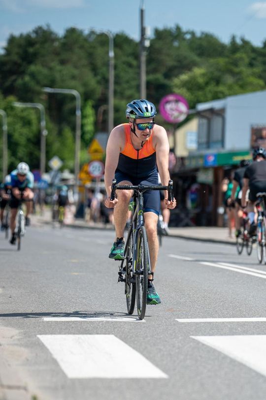 10. edycja Żelaznego Triathlonu. Zmęczenie, pot i szczęście z pokonanego wyzwania  [ZDJĘCIA]