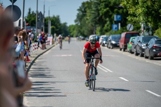 10. edycja Żelaznego Triathlonu. Zmęczenie, pot i szczęście z pokonanego wyzwania  [ZDJĘCIA]