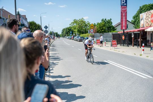 10. edycja Żelaznego Triathlonu. Zmęczenie, pot i szczęście z pokonanego wyzwania  [ZDJĘCIA]