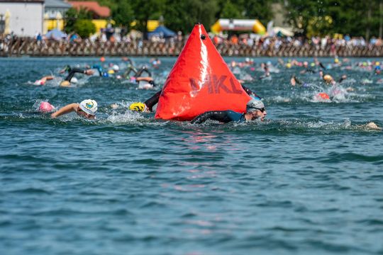 10. edycja Żelaznego Triathlonu. Zmęczenie, pot i szczęście z pokonanego wyzwania  [ZDJĘCIA]