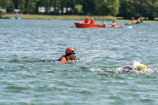 10. edycja Żelaznego Triathlonu. Zmęczenie, pot i szczęście z pokonanego wyzwania  [ZDJĘCIA]