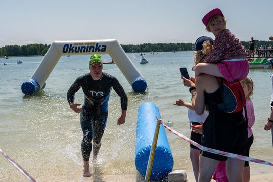 10. edycja Żelaznego Triathlonu. Zmęczenie, pot i szczęście z pokonanego wyzwania  [ZDJĘCIA]