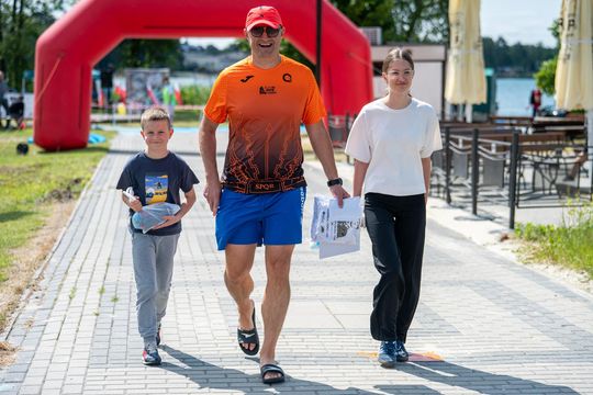 10. edycja Żelaznego Triathlonu. Zmęczenie, pot i szczęście z pokonanego wyzwania  [ZDJĘCIA]