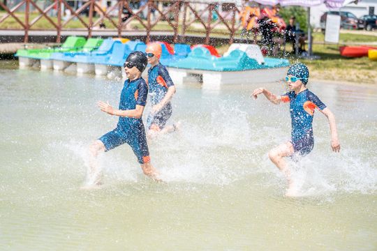 10. edycja Żelaznego Triathlonu. Zmęczenie, pot i szczęście z pokonanego wyzwania  [ZDJĘCIA]