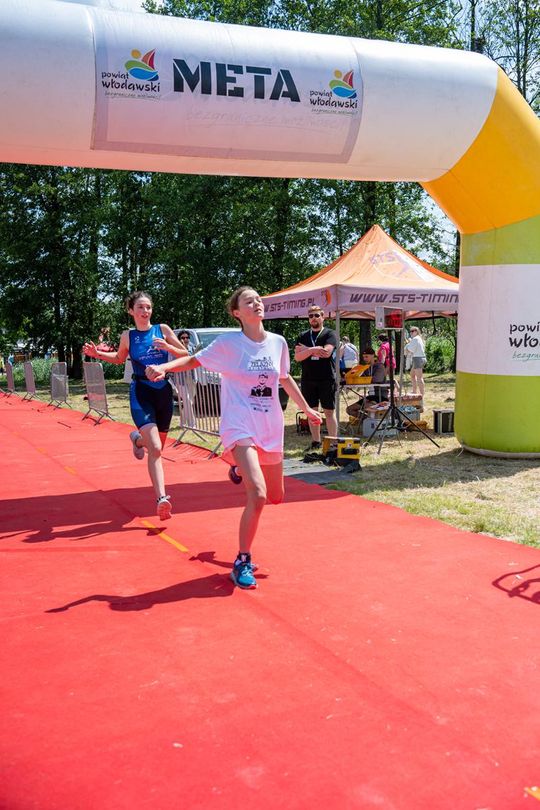 10. edycja Żelaznego Triathlonu. Zmęczenie, pot i szczęście z pokonanego wyzwania  [ZDJĘCIA]