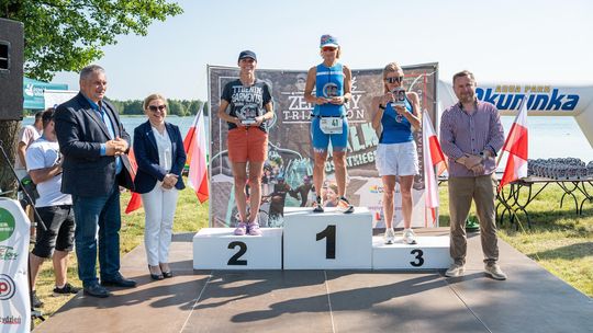 10. edycja Żelaznego Triathlonu. Zmęczenie, pot i szczęście z pokonanego wyzwania  [ZDJĘCIA]