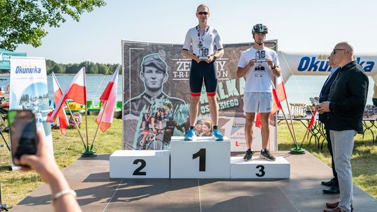 10. edycja Żelaznego Triathlonu. Zmęczenie, pot i szczęście z pokonanego wyzwania  [ZDJĘCIA]