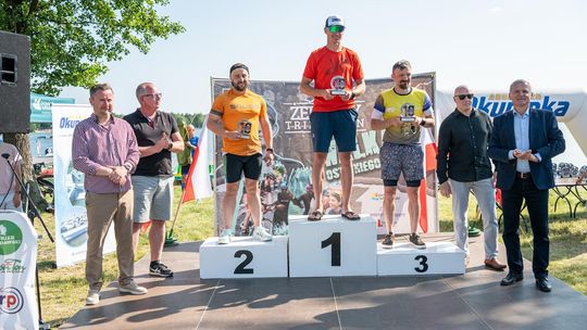 10. edycja Żelaznego Triathlonu. Zmęczenie, pot i szczęście z pokonanego wyzwania  [ZDJĘCIA]