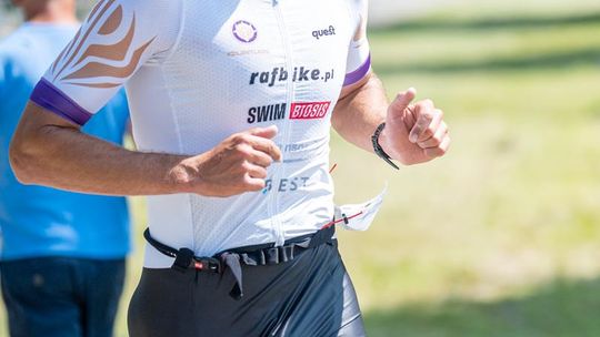 10. edycja Żelaznego Triathlonu. Zmęczenie, pot i szczęście z pokonanego wyzwania  [ZDJĘCIA]