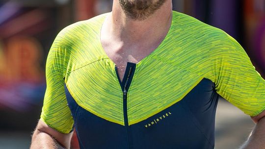 10. edycja Żelaznego Triathlonu. Zmęczenie, pot i szczęście z pokonanego wyzwania  [ZDJĘCIA]