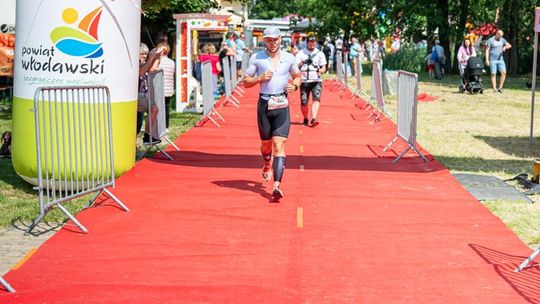 10. edycja Żelaznego Triathlonu. Zmęczenie, pot i szczęście z pokonanego wyzwania  [ZDJĘCIA]