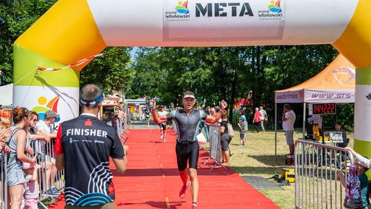 10. edycja Żelaznego Triathlonu. Zmęczenie, pot i szczęście z pokonanego wyzwania  [ZDJĘCIA]