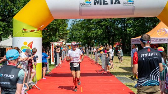 10. edycja Żelaznego Triathlonu. Zmęczenie, pot i szczęście z pokonanego wyzwania  [ZDJĘCIA]