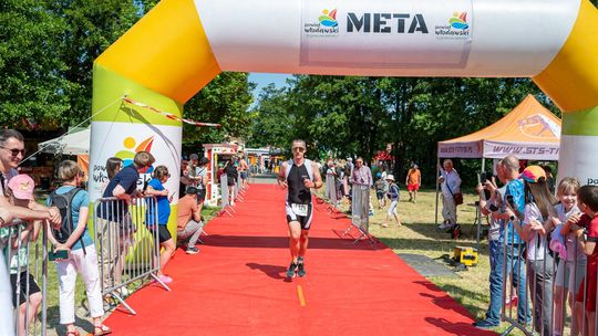 10. edycja Żelaznego Triathlonu. Zmęczenie, pot i szczęście z pokonanego wyzwania  [ZDJĘCIA]
